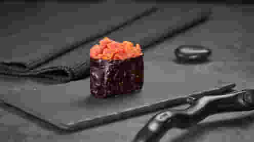 Блюдо Гункан Тунец меню Суши Мастер Гункан Тунец меню Суши Мастер